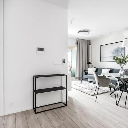 P&o Mennica Ii Apartamento Varsóvia